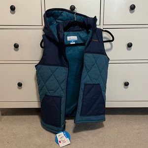 Columbia Large child water/wind resistant vest/coat with hood NWT very warm